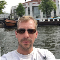 Geert van der Zwaan Email