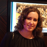 E-mail e número de telefone de Maaike Bennik