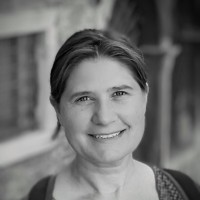 Gibran Employee Suzanne Sadedin's profile photo