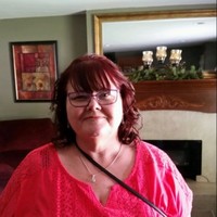 West, LLC Employee Viki Goodhue's profile photo