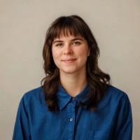 Sarah Whitcomb Email & Phone Number