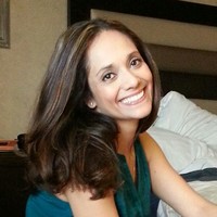 Elizabeth Esparza Email & Phone Number