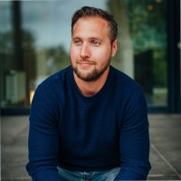 Rik van Hal Email