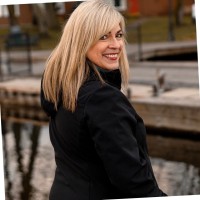 Lisa Follows Email