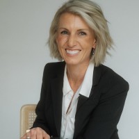 Anna S. Email & Phone Number