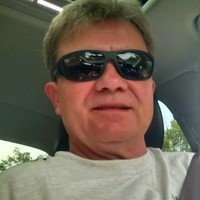 delete Employee Lonnie Tangen's profile photo