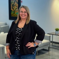 Russell Cellular Employee Tina Crewse's profile photo