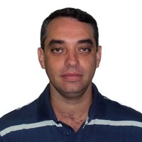 Mauricio Freitas Email