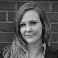 Juliane Dumschat Email