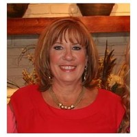 Detroit Manufacturing Systems (DMS) Employee Denise Savage's profile photo