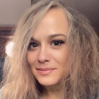 Solo Employee Elizabeth W's profile photo