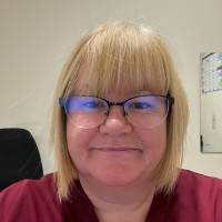Radiotherapy UK Employee Fiona Bond's profile photo