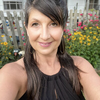 Brunk Auctions Employee Dianna Hayes's profile photo