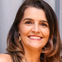 Simone de Bittencourt Vaz Email