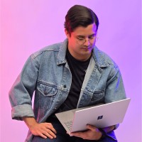 Carlos Zelaya Email