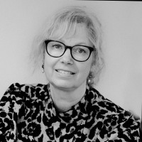 Charlotte Petersen Email
