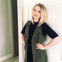 Alena Baeuchle Email