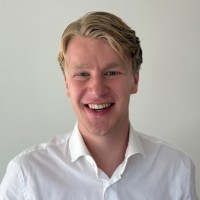 Luc van Riessen Email