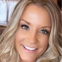 Debbie Teixeira Email & Phone Number