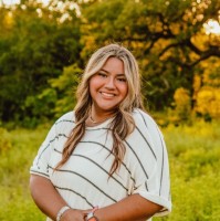 National Trailer Source Employee Aly Ramirez's profile photo