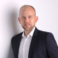 Nicolas Burkardt Email