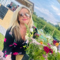 Lynne Scott Email & Phone Number