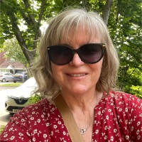 Phoenix Play Employee Donella Felton's profile photo