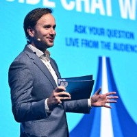 Thomas de Vries Email