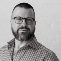 AVENUE ROAD Employee Dan Crystal's profile photo