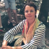 Inge Maas Email & Phone Number