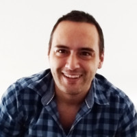 SlideModel Employee Julián Magnone's profile photo