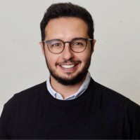 Roberto Cunha Email