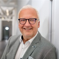 Thomas Merz Email & Phone Number