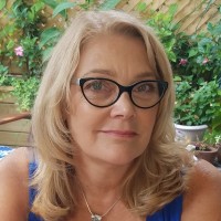 Louise Ivers Email & Phone Number