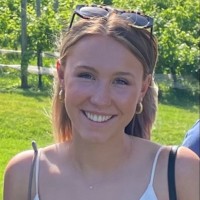 Melissa Farrelly Email