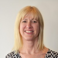 Julie de Jong Email