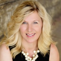 Premier Agents Network Employee Dana Stone's profile photo