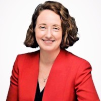 Universal Destinations & Experiences Employee Jennifer Avery's profile photo