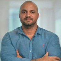 Paulo Lago Email