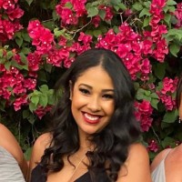 Kimpton Hotels & Restaurants Employee Elizabeth Hewitt's profile photo