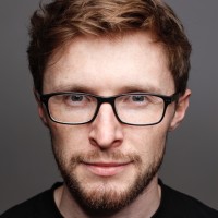 Krzysztof Pacholak Email