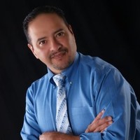 Robert Yglecias Email & Phone Number