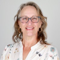 Amanda Wallheimer Email & Phone Number
