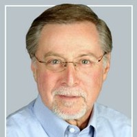 Houlihan Lawrence Employee Robert Schlesinger's profile photo