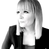 Anke Uther Email