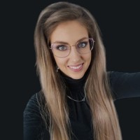 Anna Zabrocka Email