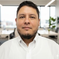 Rom-E Technologies Employee Víctor Fernández's profile photo