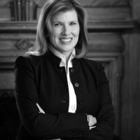 Acquis Consulting Group Employee Emily Anderson's profile photo