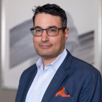 E-mail e número de telefone de Jason Adler