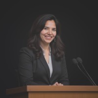 Daniela Lazcano Email